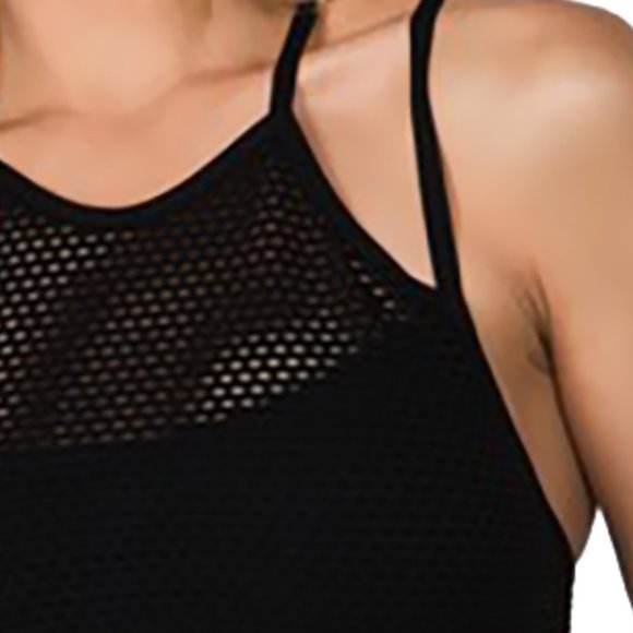 Mesh sports bra with criss cross strappy back - Picture 3 of 3